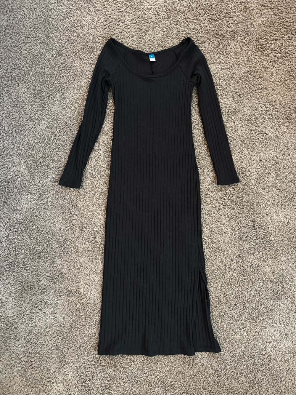 Old Navy Black Ribbed Long-Sleeve Maxi Dress